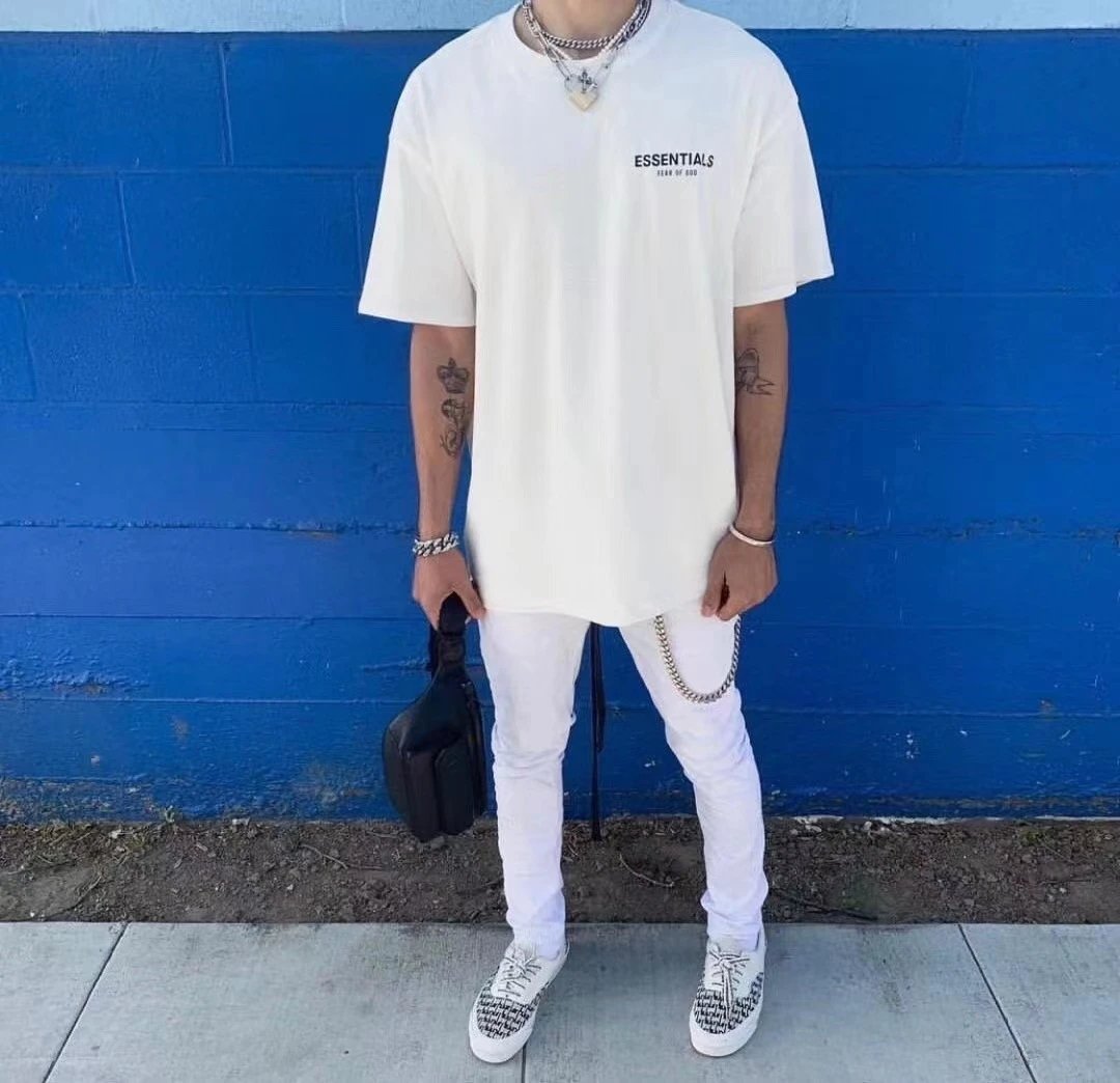 High Street Letter Print T-Shirt in Ivory - Gallery Image 14 - Detailed View