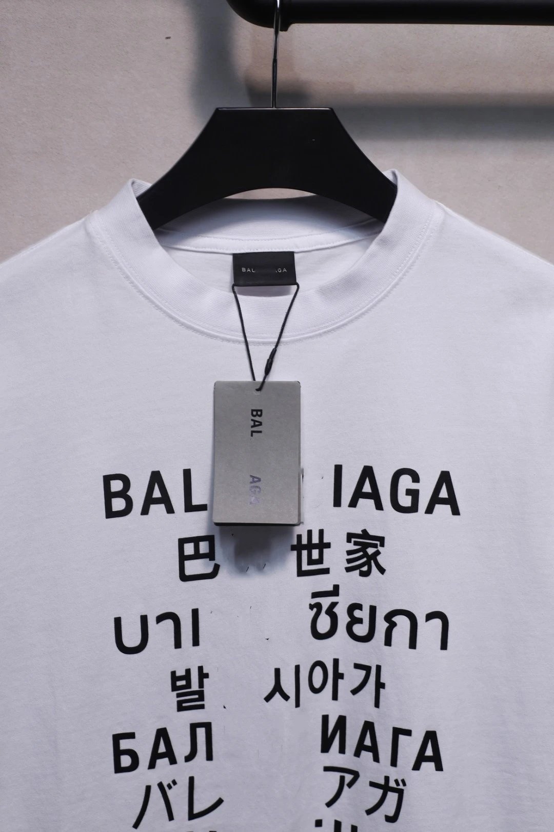 Crew Neck Cotton Graphic Tee Unisex Onyx - Gallery Image 7 - Detailed View