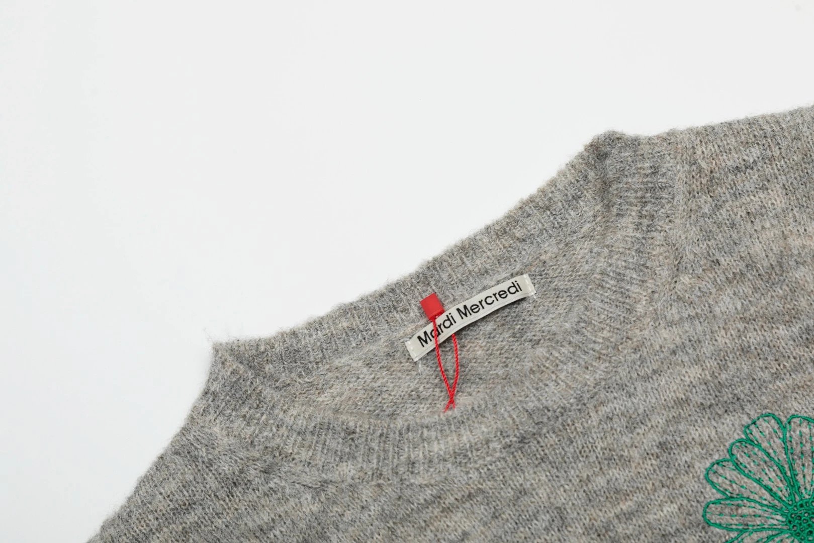 Women's Fall Crew Neck 3/4 Sleeve Knit Pullover, Lilac Mist - Gallery Image 9 - Detailed View