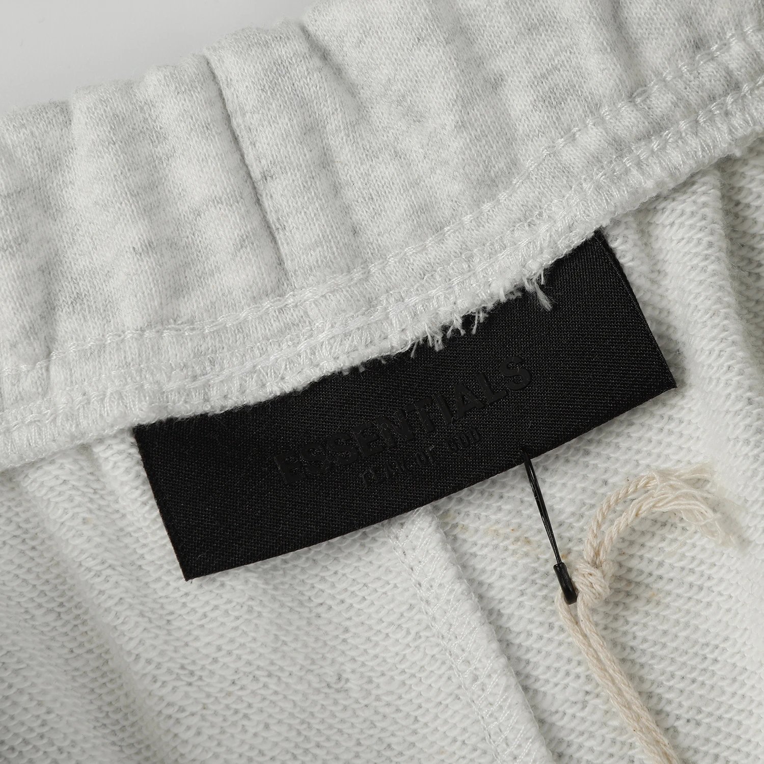 High-Street Elastic Shorts Off-White - Gallery Image 8 - Detailed View