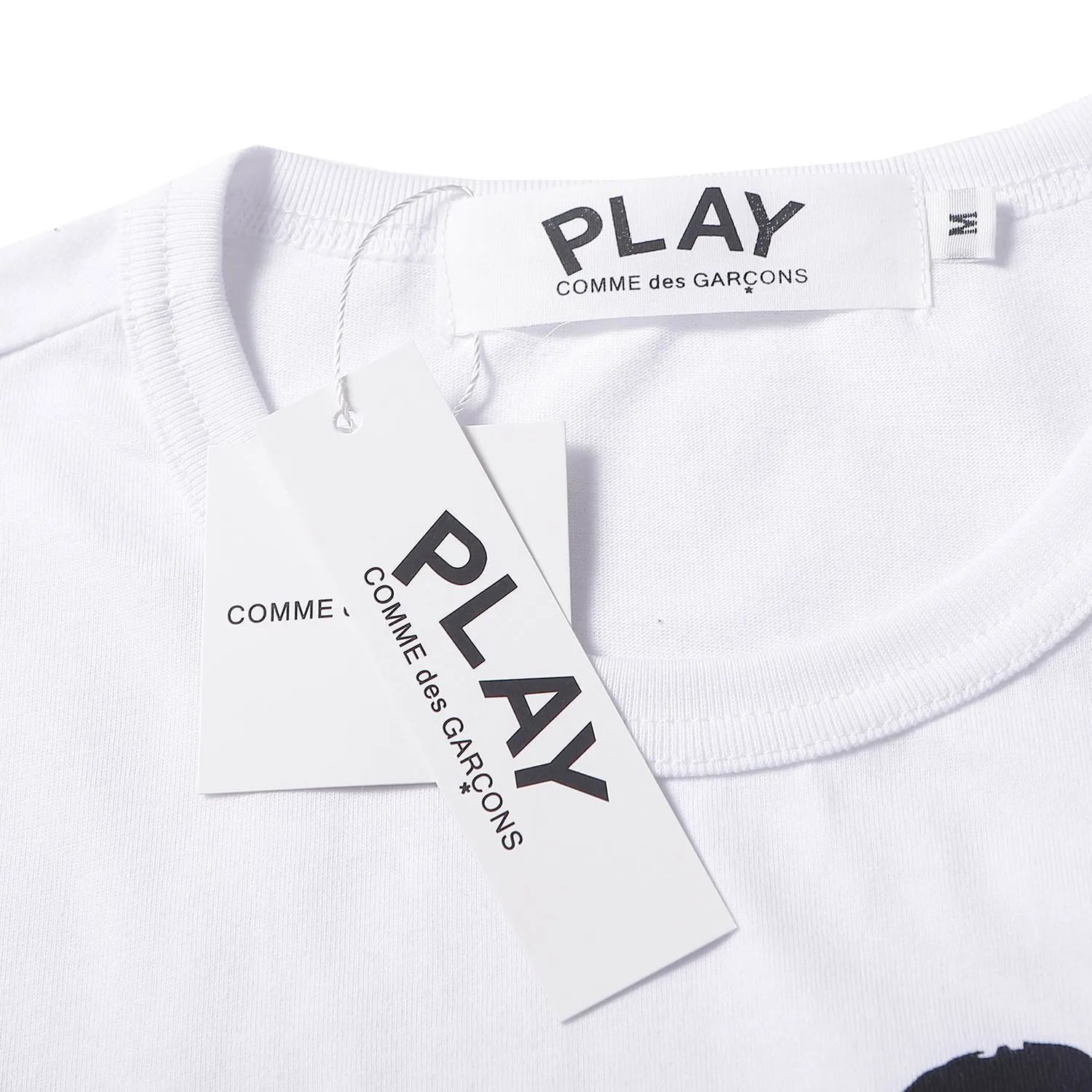CDG Play Heart Embroidery Tee White - Gallery Image 4 - Detailed View