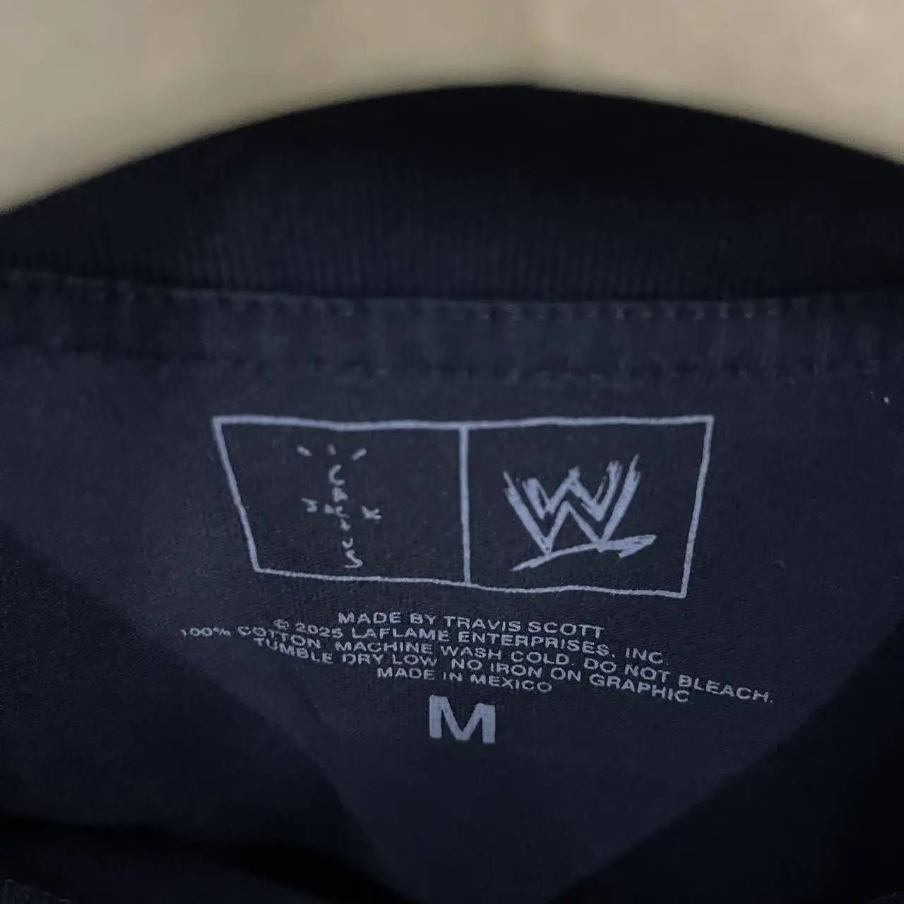 Graphic Washed Cotton Summer Tee Jet Black - Gallery Image 5 - Detailed View