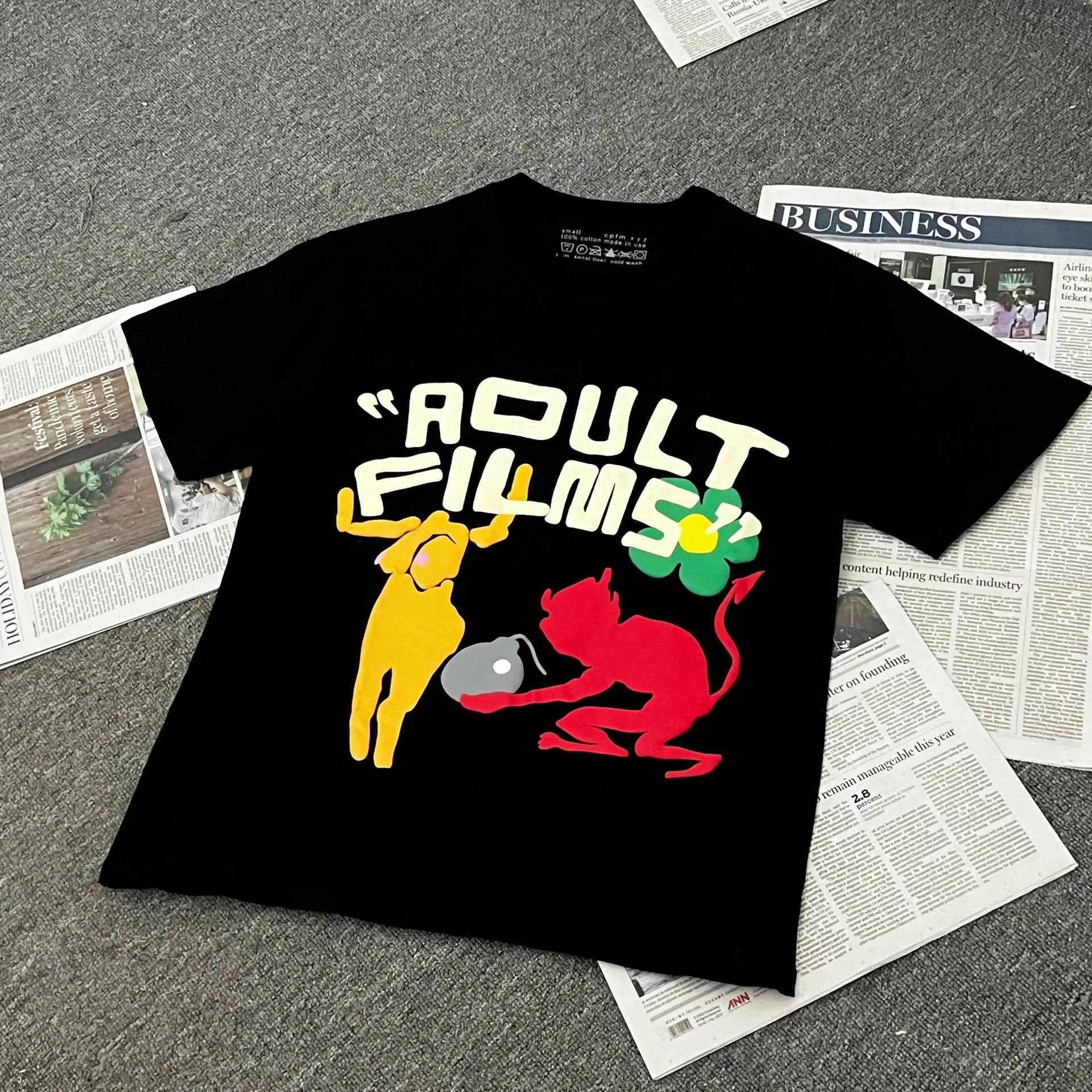 Graphic Cotton Tee Ebony - Gallery Image 4 - Detailed View