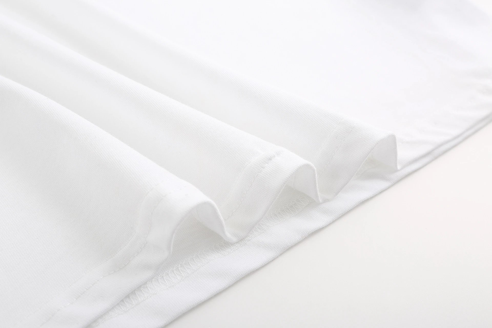 Street Style Graphic Cotton Tee Ivory - Gallery Image 9 - Detailed View