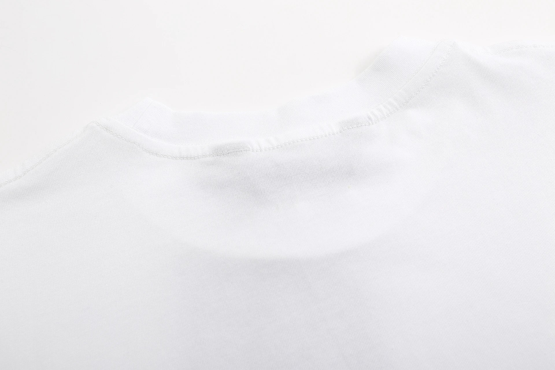 Street Style Graphic Cotton Tee Ivory - Gallery Image 4 - Detailed View