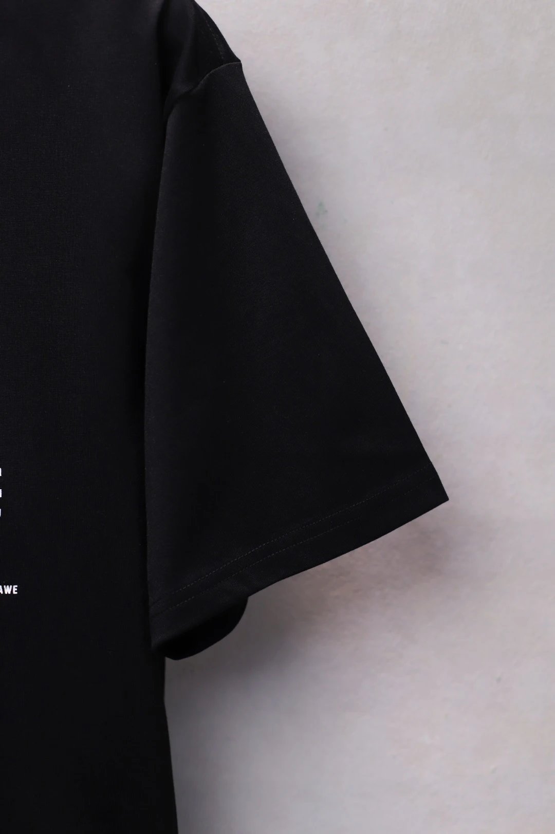 B Compass Graphic Black T-Shirt - Gallery Image 5 - Detailed View