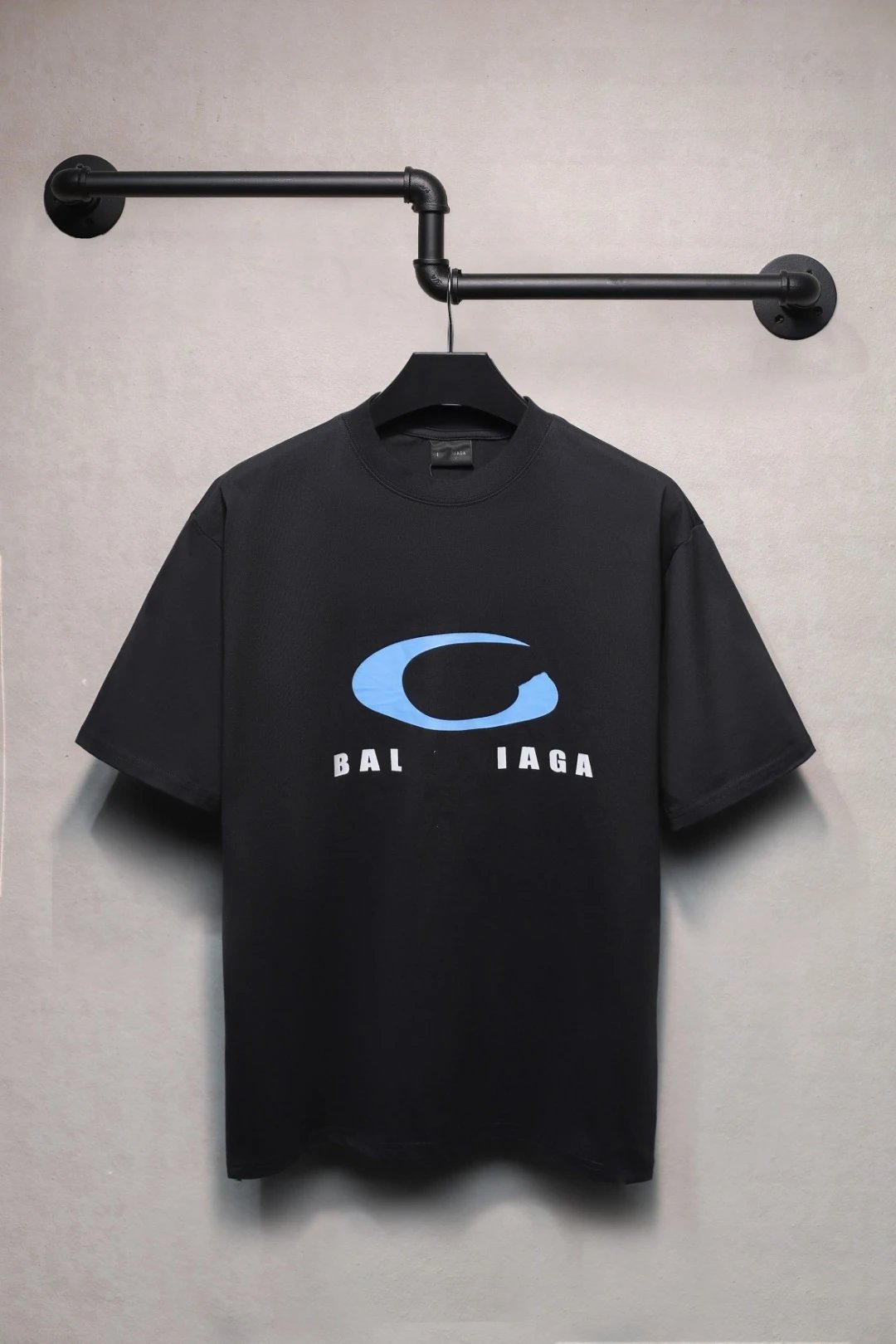 Crew Neck Cotton Graphic Tee Unisex Onyx - Balenciaga - Cnfans - $26.77