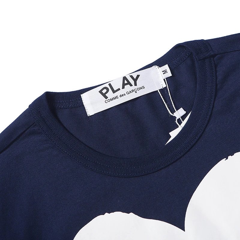 Comme des Garçons PLAY T-Shirt Navy - Gallery Image 6 - Detailed View