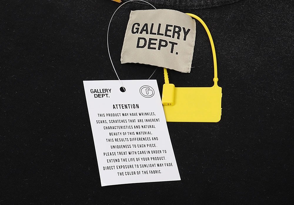 Gallery Dept Skull USA Tour Tee - Gallery Image 10 - Detailed View