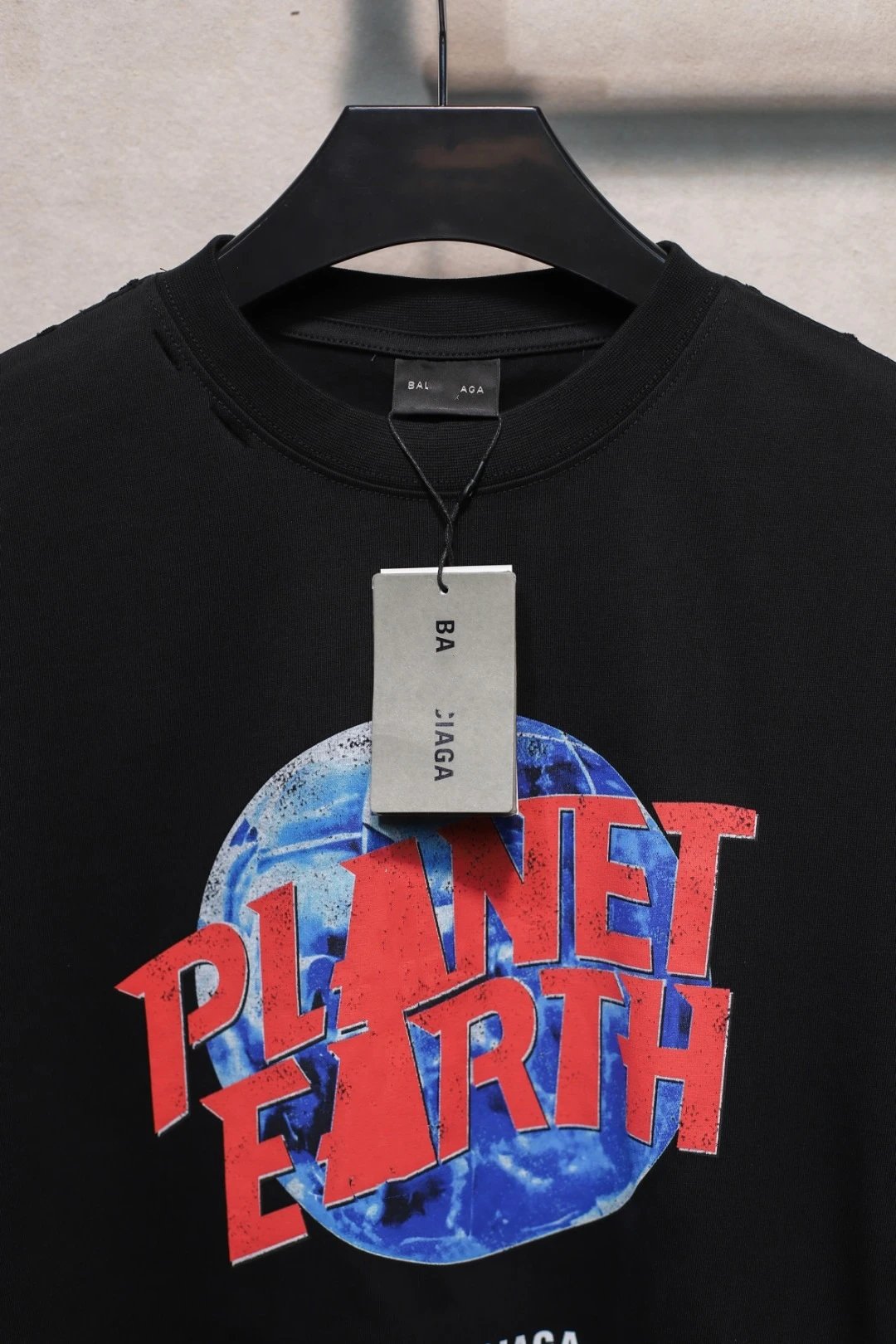 Unisex Oversized Distressed Planet Earth Graphic Tee Summer Heather Grey - Gallery Image 7 - Detailed View