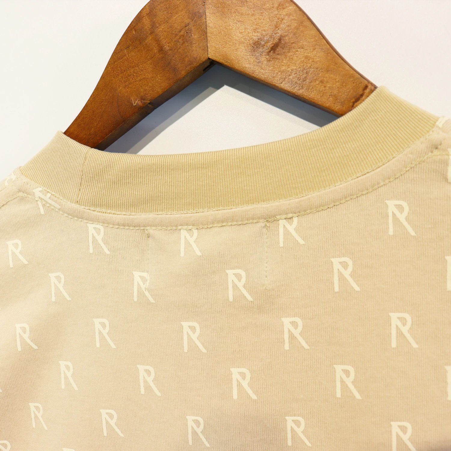 REPRESENT Beige Multi-print Tee - Gallery Image 10 - Detailed View