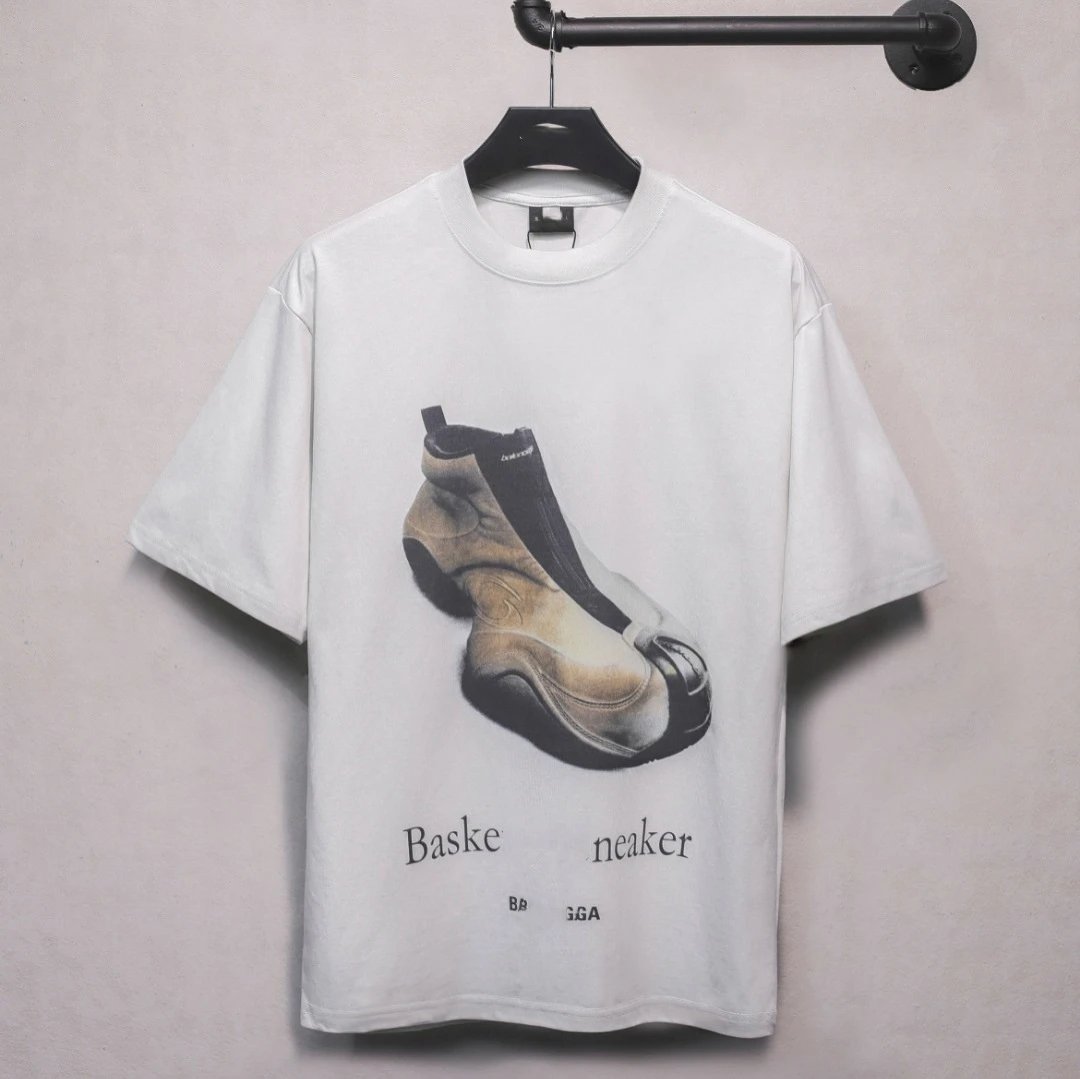 SS25 Unisex Oversized High Heel Pump Graphic Tee, Ecru - Gallery Image 3 - Detailed View
