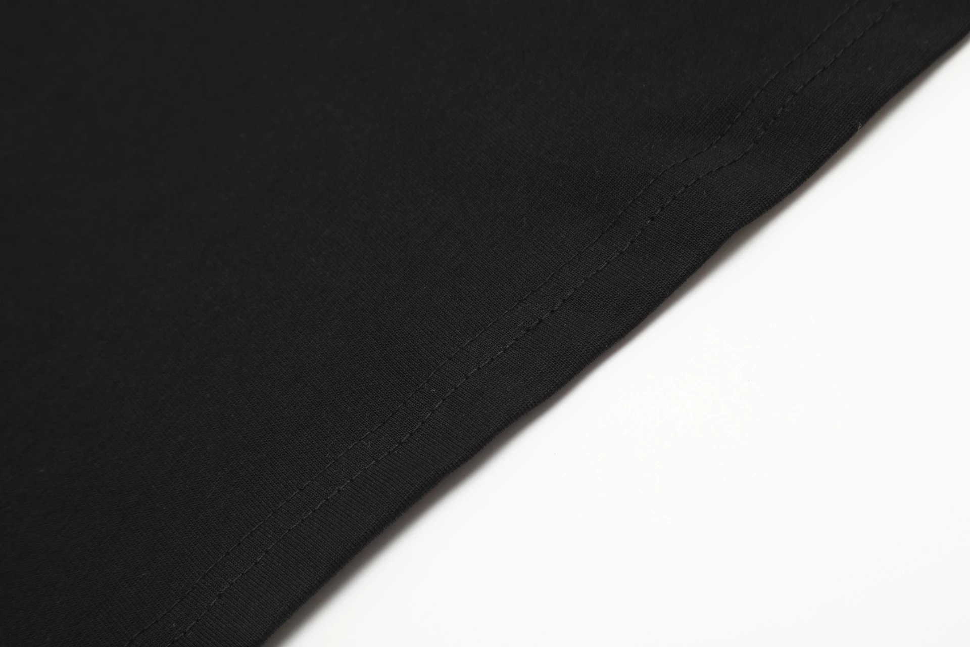 Vintage Graphic Handprint Tee Ivory Black - Gallery Image 10 - Detailed View