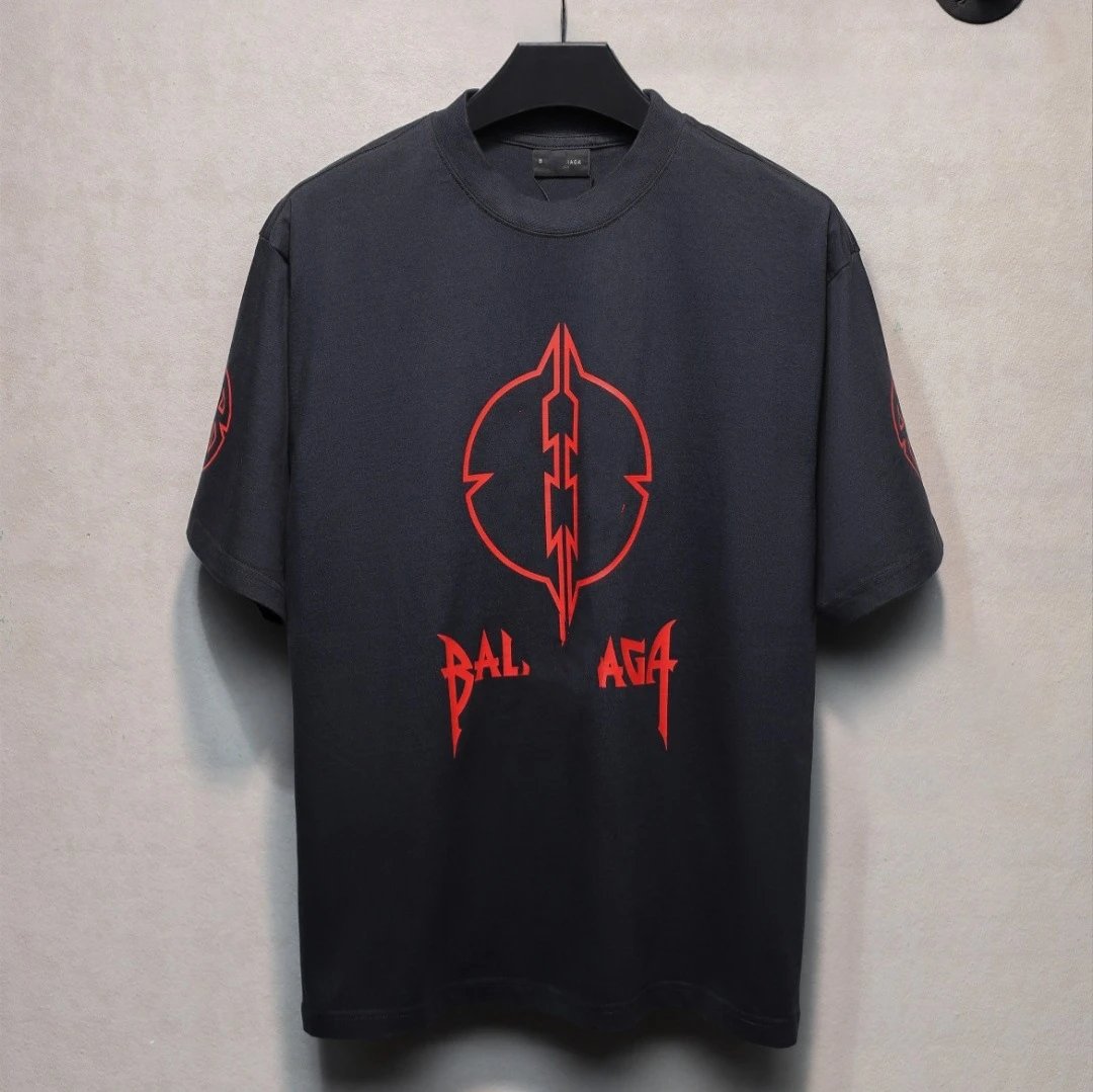 Unisex Loose Fit Rock Graphic T-Shirt, Summer, Onyx & Scarlet - Gallery Image 1 - Detailed View