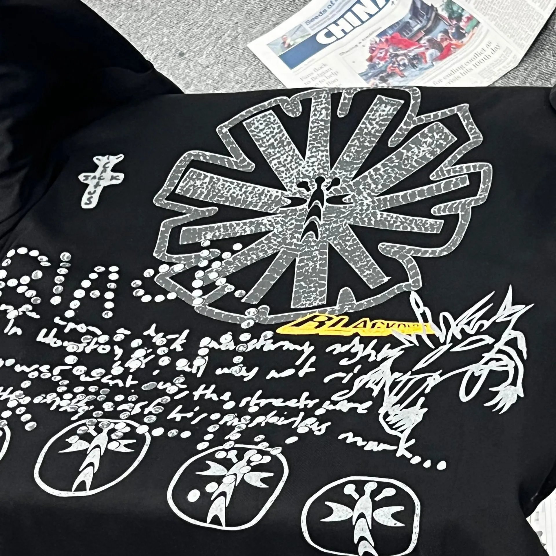 Street Graphic Cotton Tee Charcoal Black - Gallery Image 5 - Detailed View