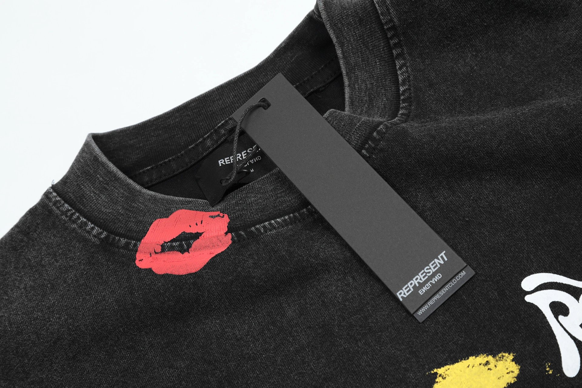 REPRESENT Romantic Lips Graphic Tee Black - Gallery Image 6 - Detailed View