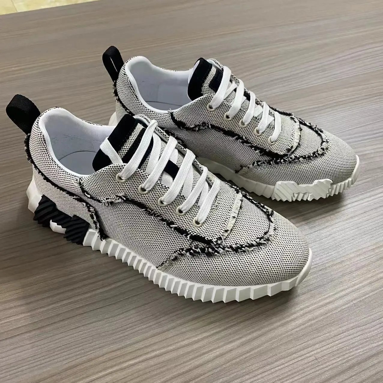 European Station Spring and Autumn Men's Low Heel Non slip Wear resistant Denim Strap Beggar Clothing Sports and Leisure Couple Men's Shoes