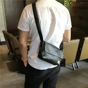 Design Messenger Bag Black Crossbody Bag - 5