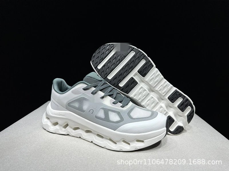 On Sneakers Cloudtilt Remix image 10