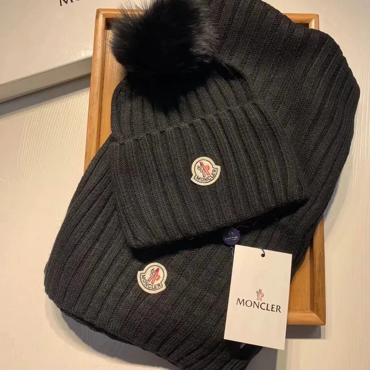 Moncler Knitted beanie, scarf and gloves set — 21