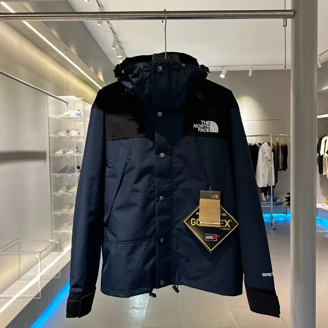 Puma Jackets Hooded color-block football jacket — 19