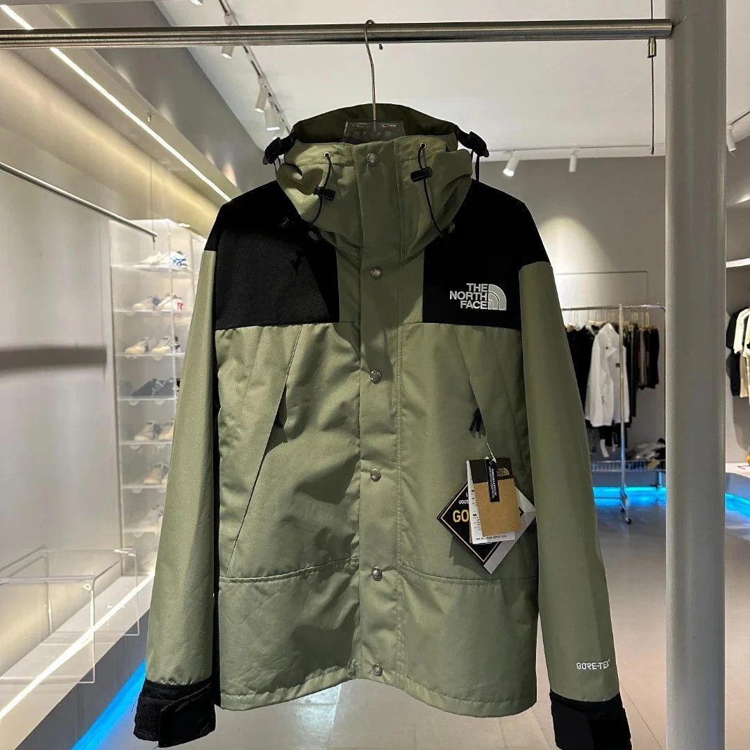 Puma Jackets Hooded color-block football jacket — 38