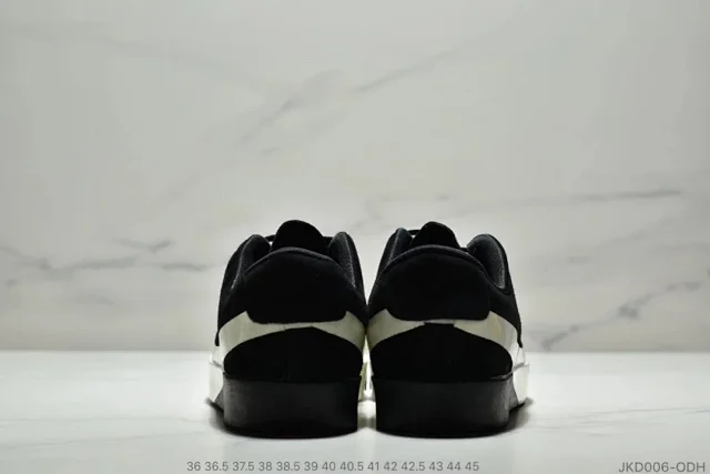 Nike Sneakers Blazer Low-Top with Oversized Swoosh product detail image 6