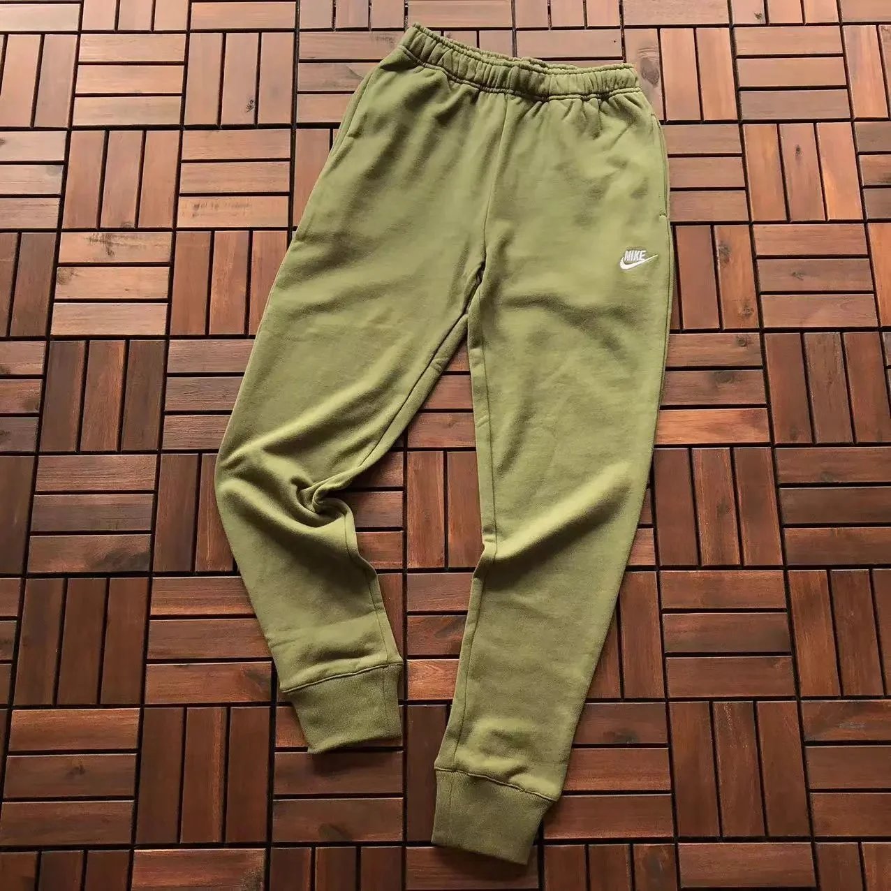 Nike Trousers Elastic-waist jogger — 22
