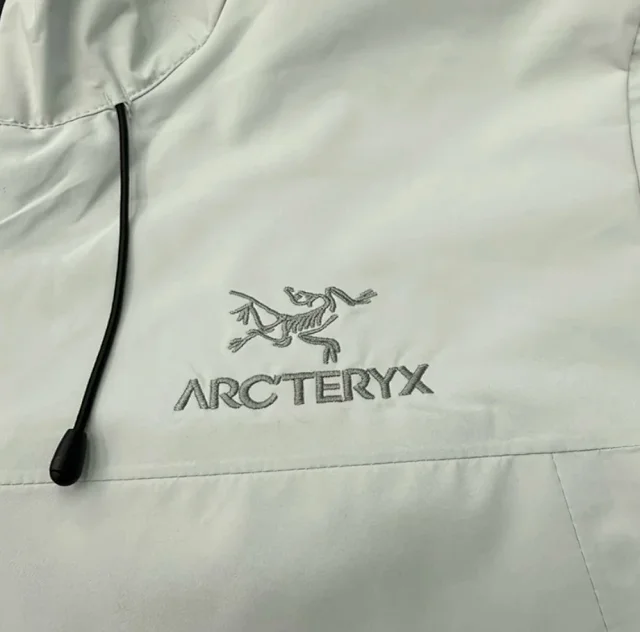 Arc'teryx Jackets Hooded zip-up shell jacket product detail image 7