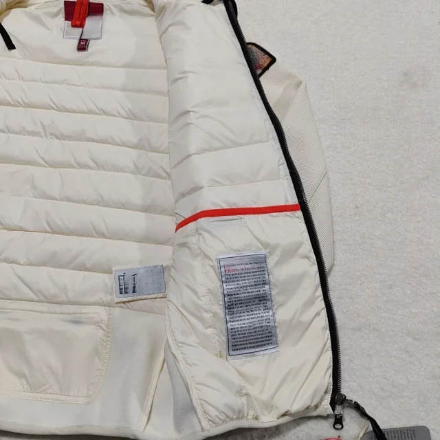 Parajumpers Down Jackets Hooded quilted puffer jacket with yellow neck strap product detail image 11