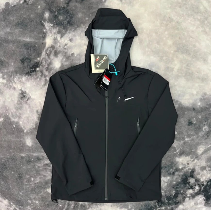 Arc'teryx Jackets Hooded zip-up shell jacket — Y 04 hard shell adhesive NK Black