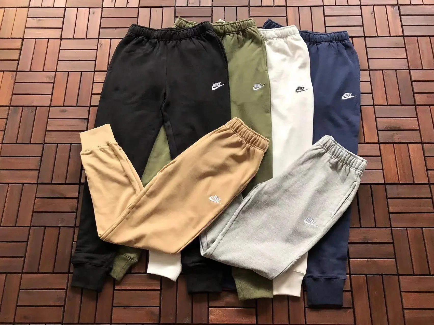 Nike Trousers Elastic-waist jogger image 8