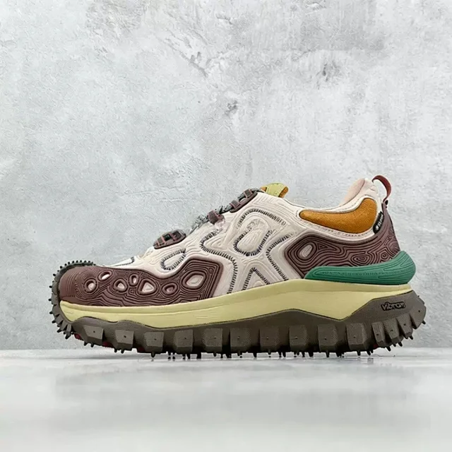 Moncler Sneakers Chunky trail product detail image 10