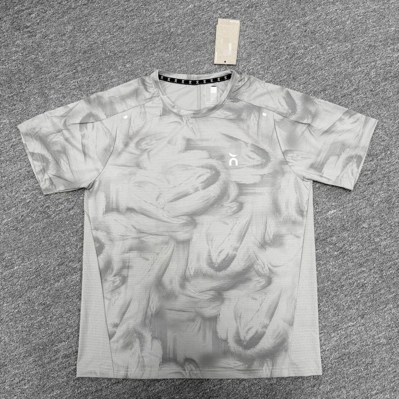 On Matching Sets Marble-print short-sleeve T-shirt and shorts set — Gray top