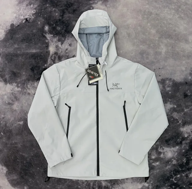 Arc'teryx Jackets Hooded zip-up shell jacket product detail image 6