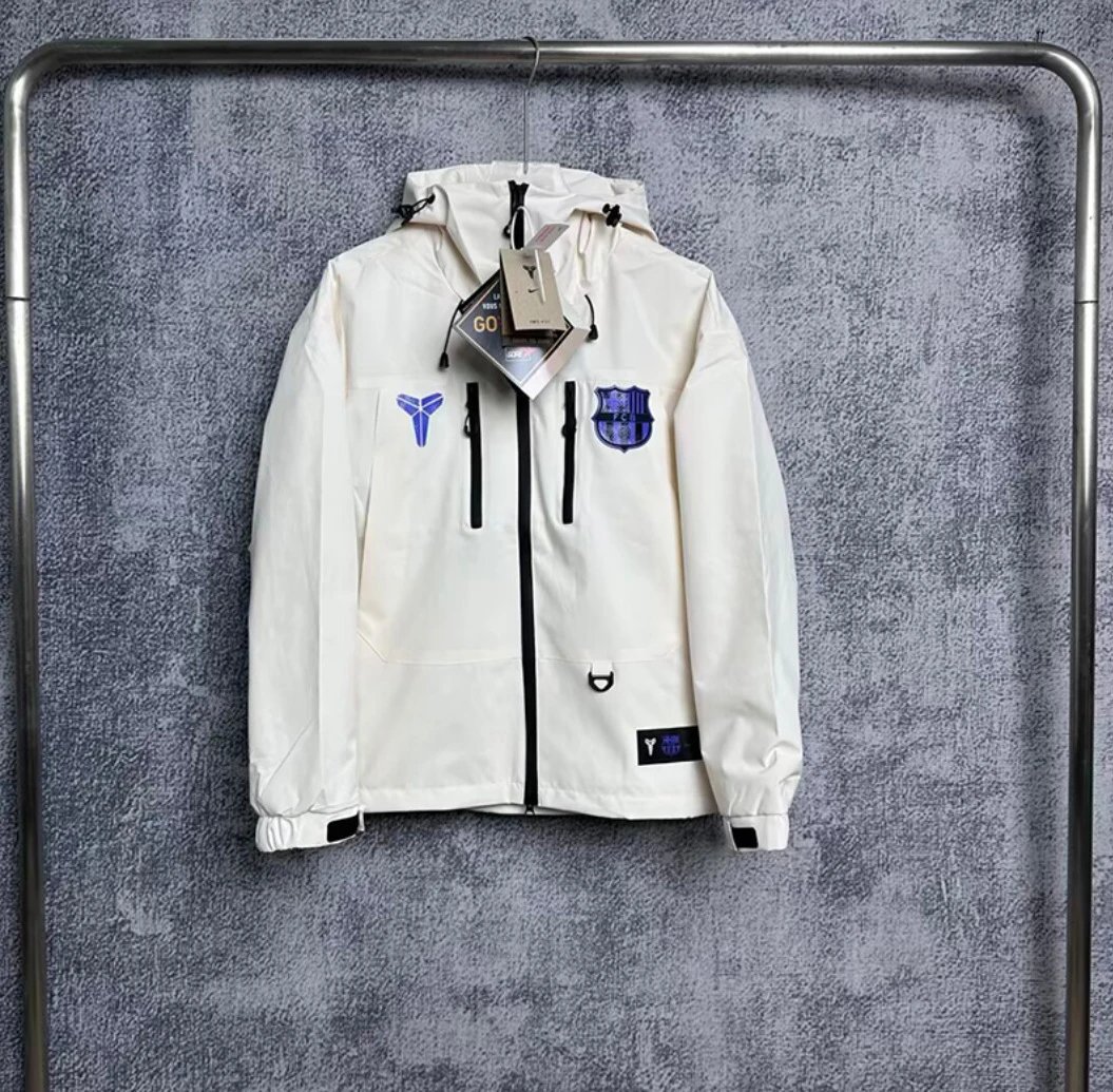 Arc'teryx Jackets Hooded zip-up shell jacket — X 01 Ba S Joint Kobe Bryant Michaelis