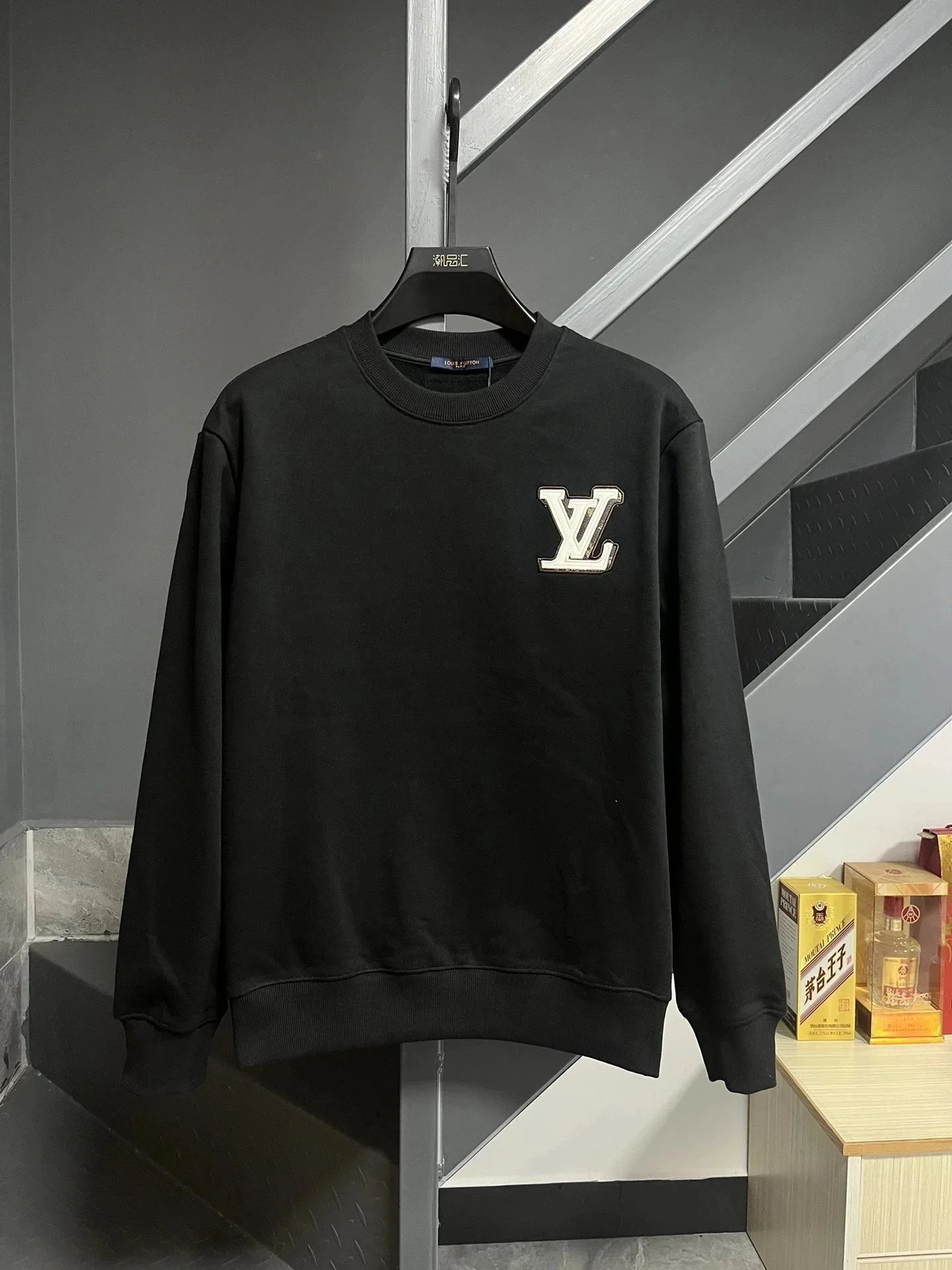 Louis Vuitton Knitwear Crew-Neck Logo Knit Sweater — Classic logo appliqué embroidery – black