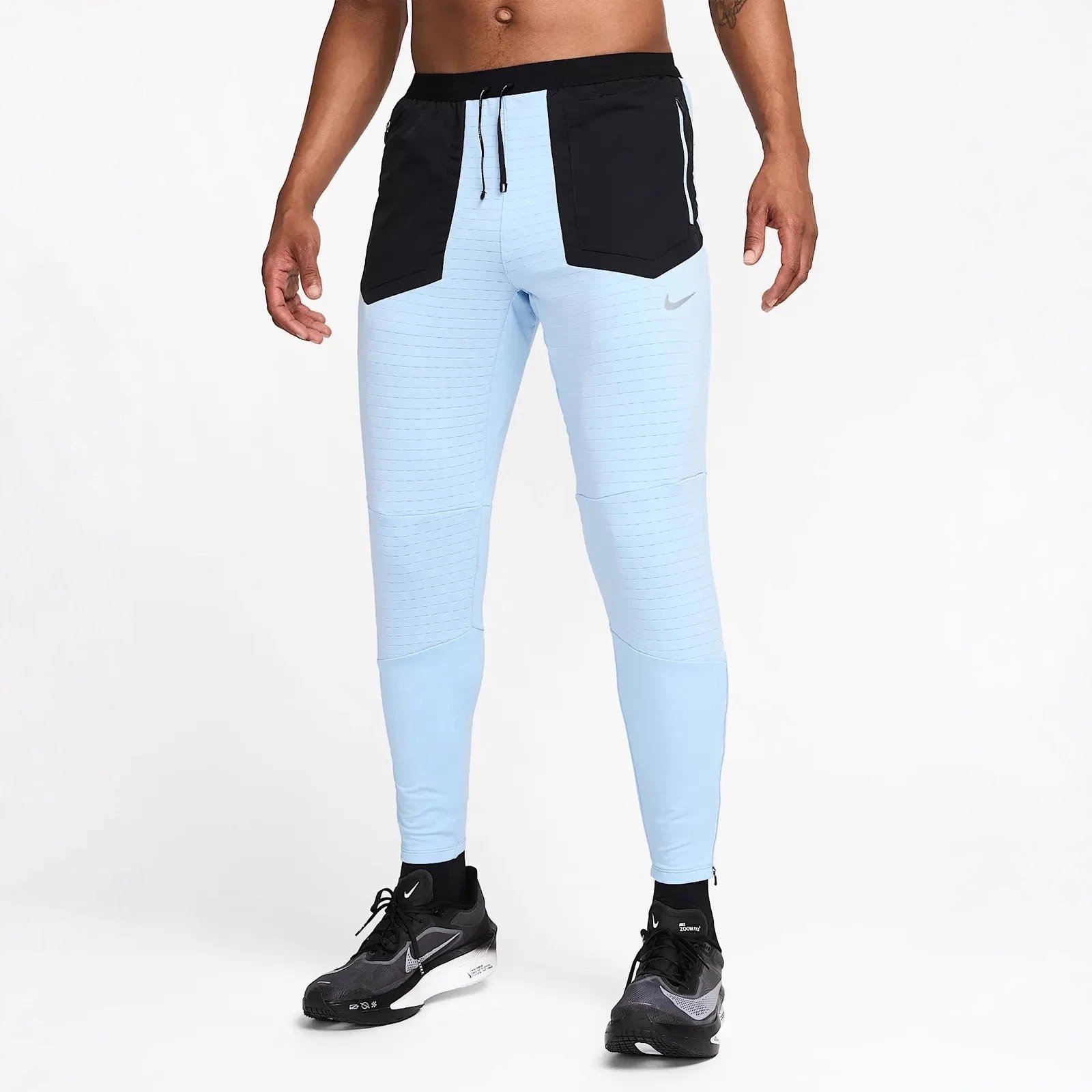 Nike Trousers Slim-fit jogger with zip pockets and ankle zips image 5
