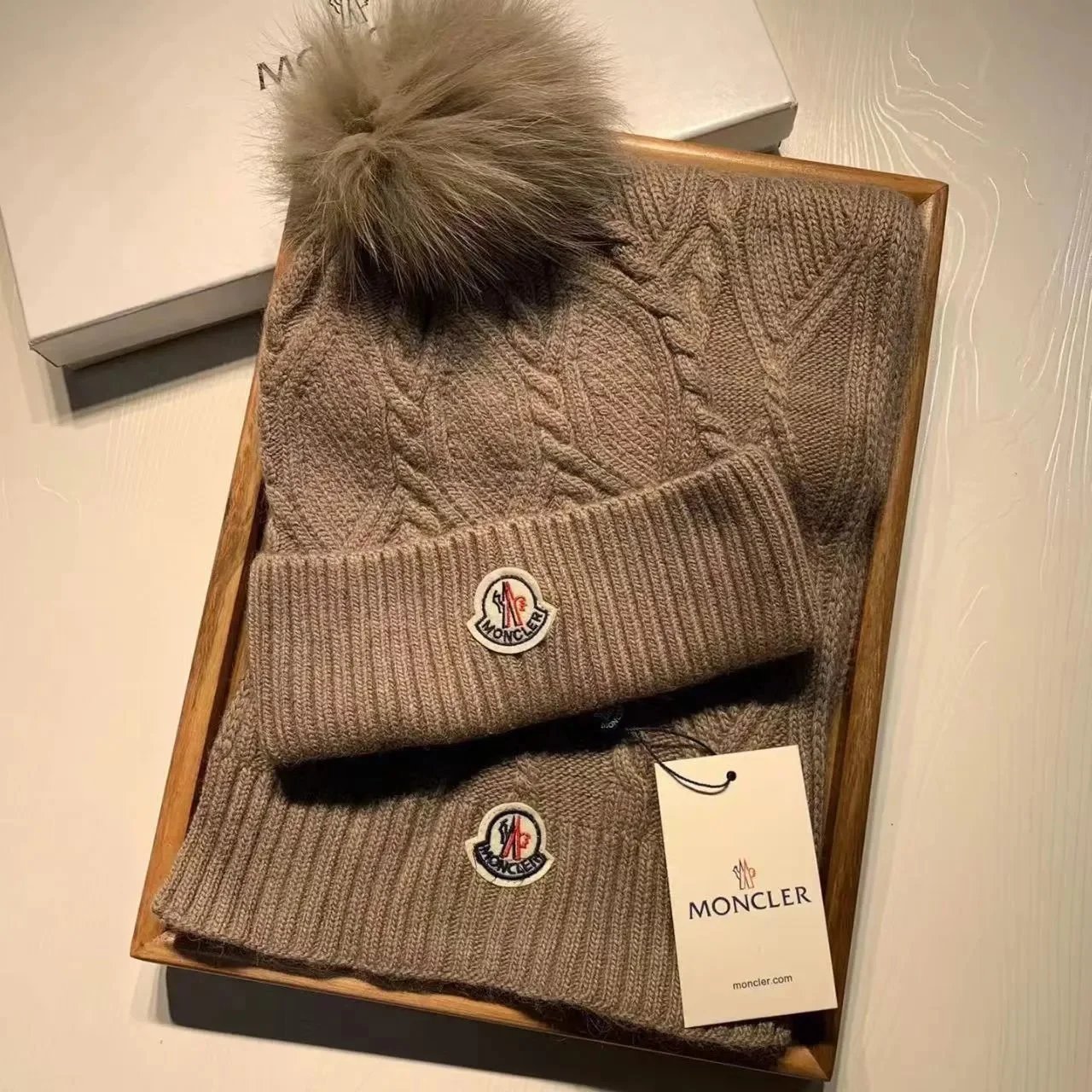 Moncler Knitted beanie, scarf and gloves set — 37