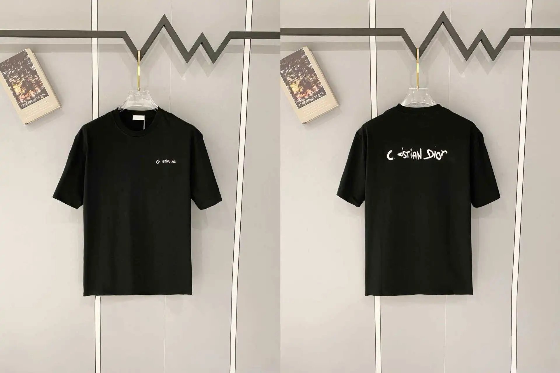 Unbranded T-Shirts Short-Sleeve Crew-Neck Graphic T-Shirt — 17 black