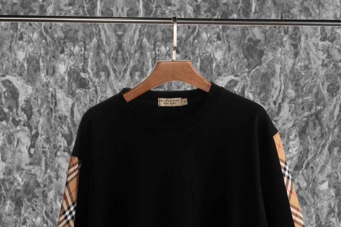 Burberry Check-Trimmed Crewneck Sweatshirt White Sweater - 4