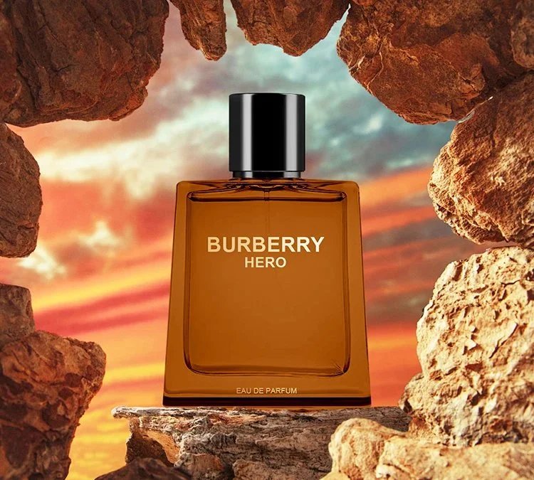Burberry Hero Eau de Toilette Natural Spray Perfume - 5