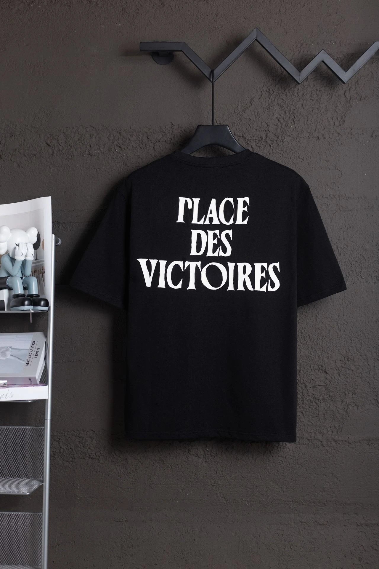 AMI Paris T-Shirts MQ605 Embroidered de Cœur Logo Crewneck T-Shirt image 7