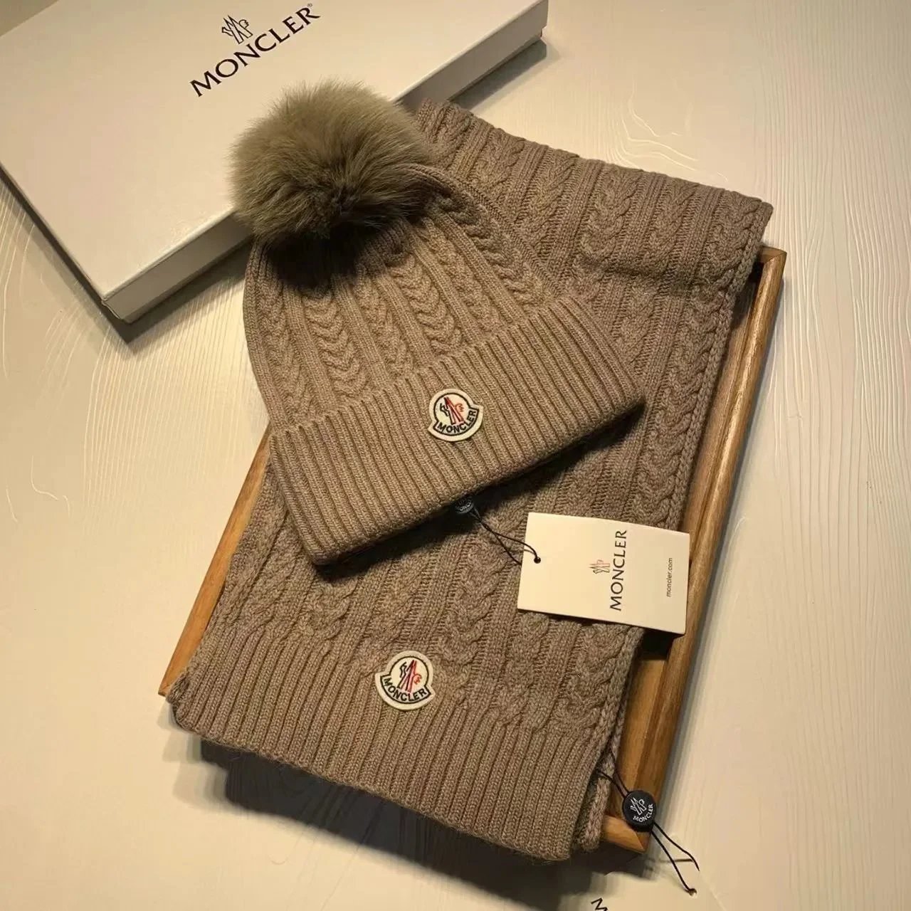 Moncler Knitted beanie, scarf and gloves set image 12