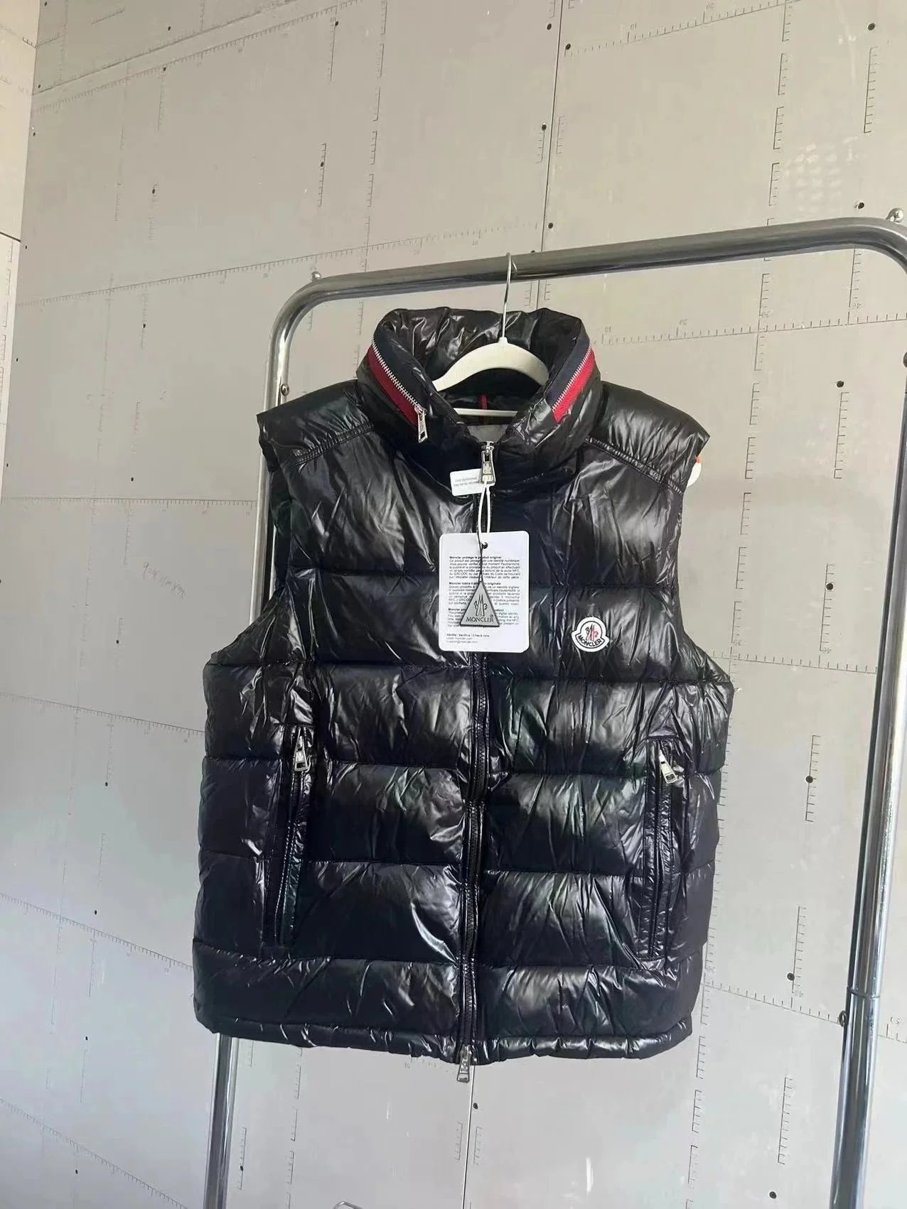 Moncler Vests Quilted puffer vest with detachable hood — Style 2-Black