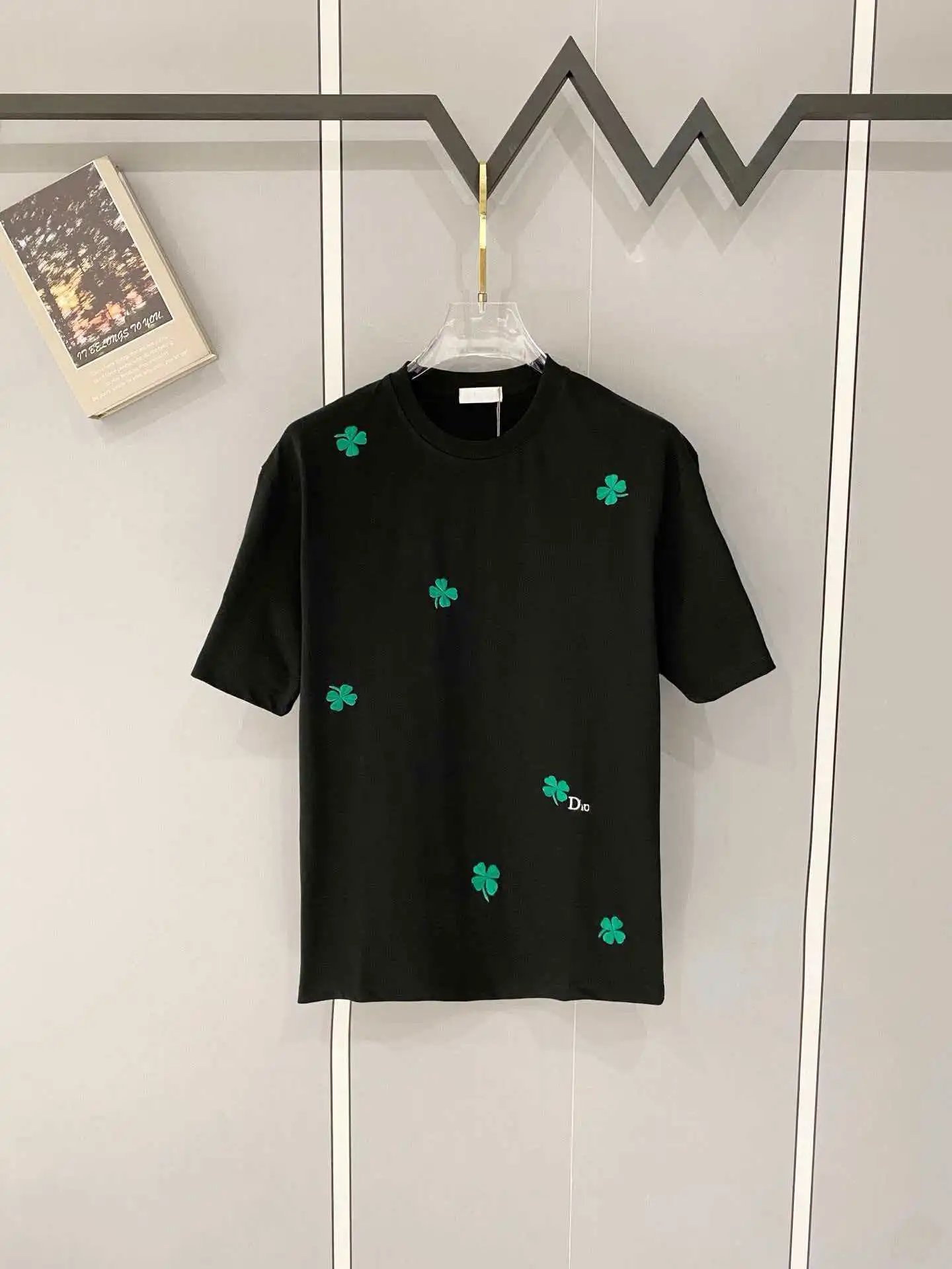 Unbranded T-Shirts Short-Sleeve Crew-Neck Graphic T-Shirt — 19 black