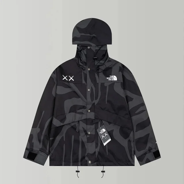 Puma Jackets Hooded color-block football jacket product detail image 6