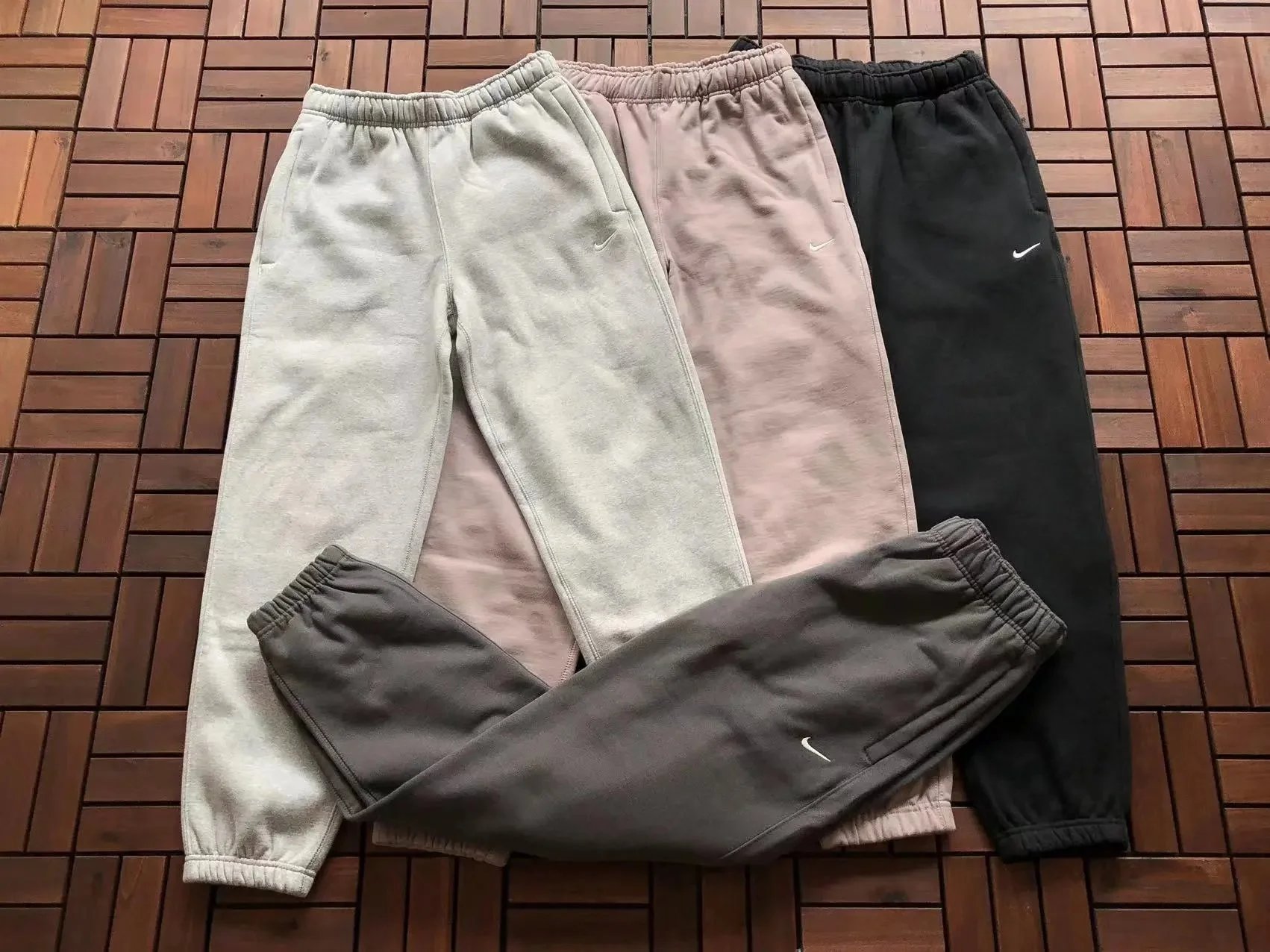 Nike Trousers Elastic-waist jogger image 2