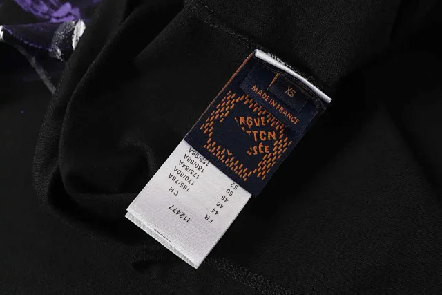 Balenciaga T-Shirts Short-Sleeve Graphic Print product detail image 37