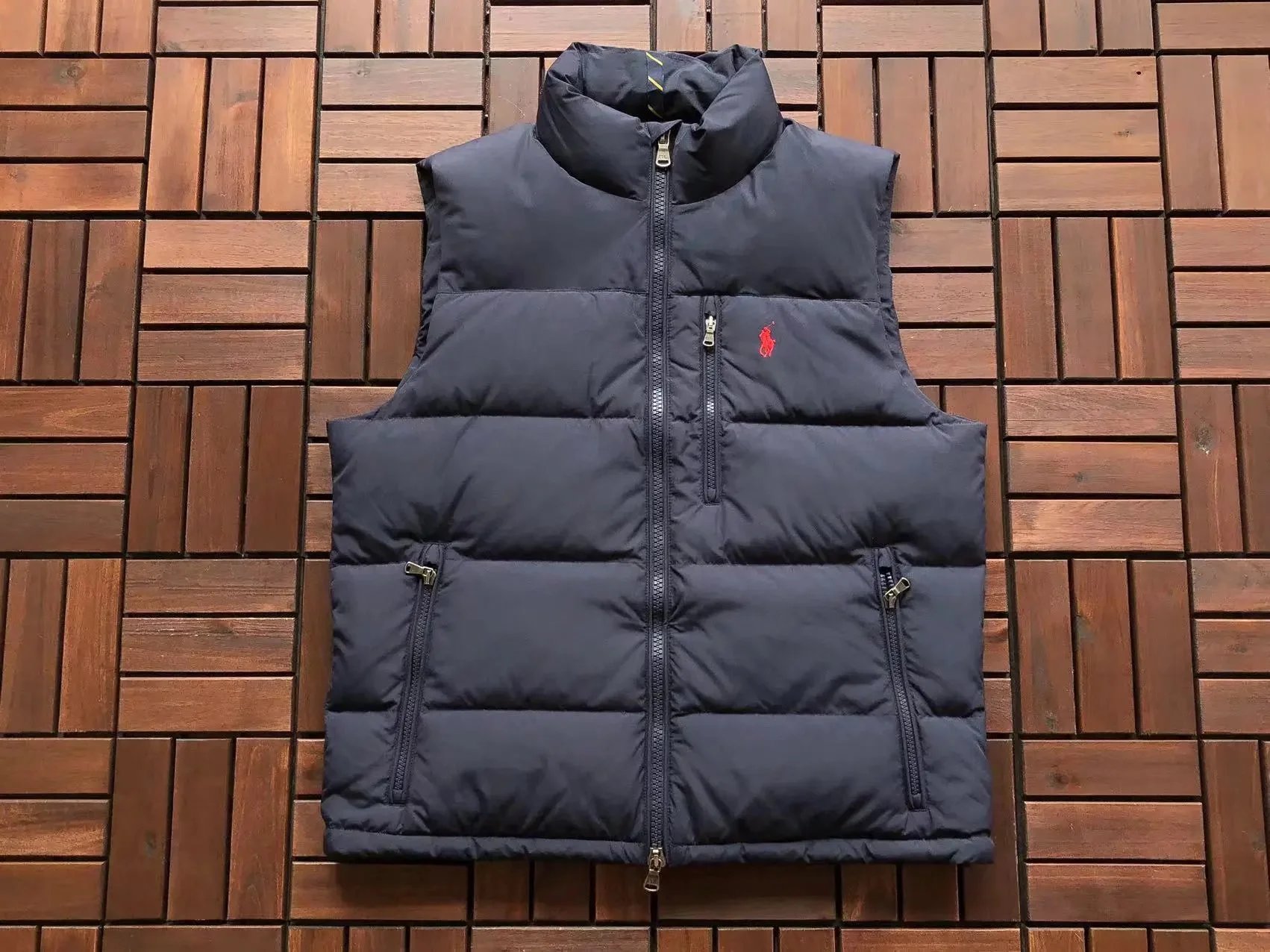 Patagonia Mixed fleece and puffer outerwear styles image 14